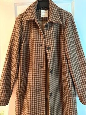 Abercrombie & Fitch Brown Houndstooth Pea Coat